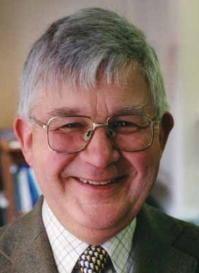 JOHN DREWIENKIEWICZ (OS 64): 
Retired British Army officer. Appointed a Companion of the Order of Bath in 1998 and a Companion of the Order of St Michael and St George in 2000