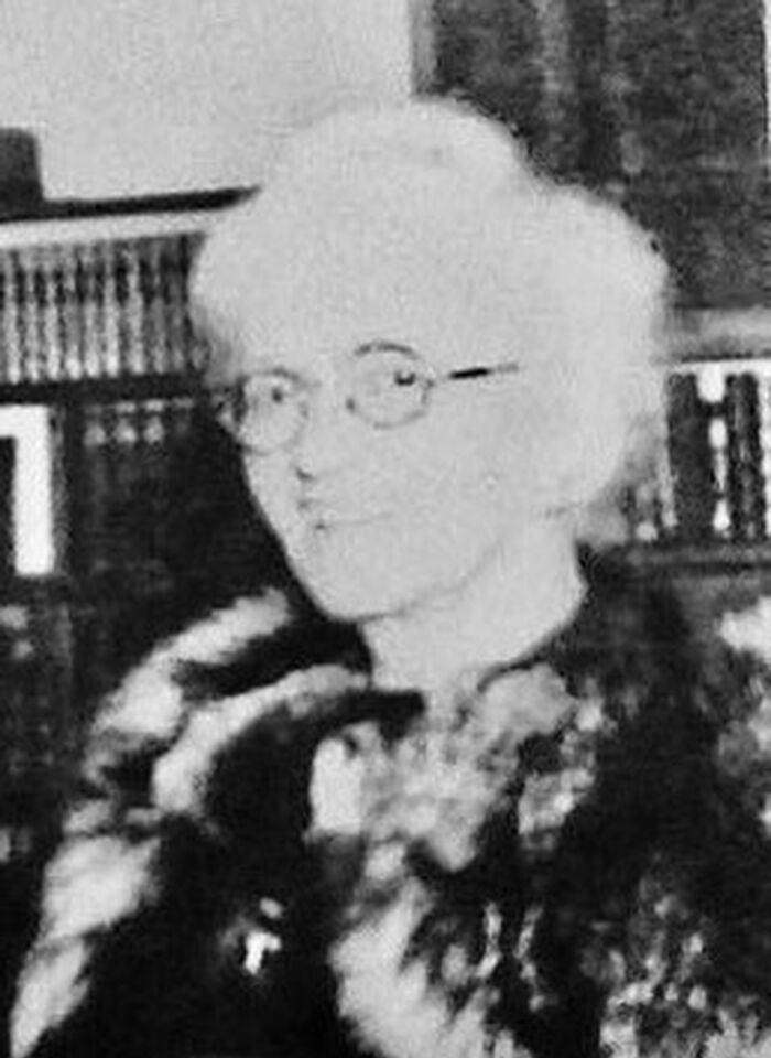 FRANCES TINKLER (OS 1884): 
One of the first students of Stamford High School. Later became piano teacher to Sir Malcolm Sargent and Sir Michael Tippett