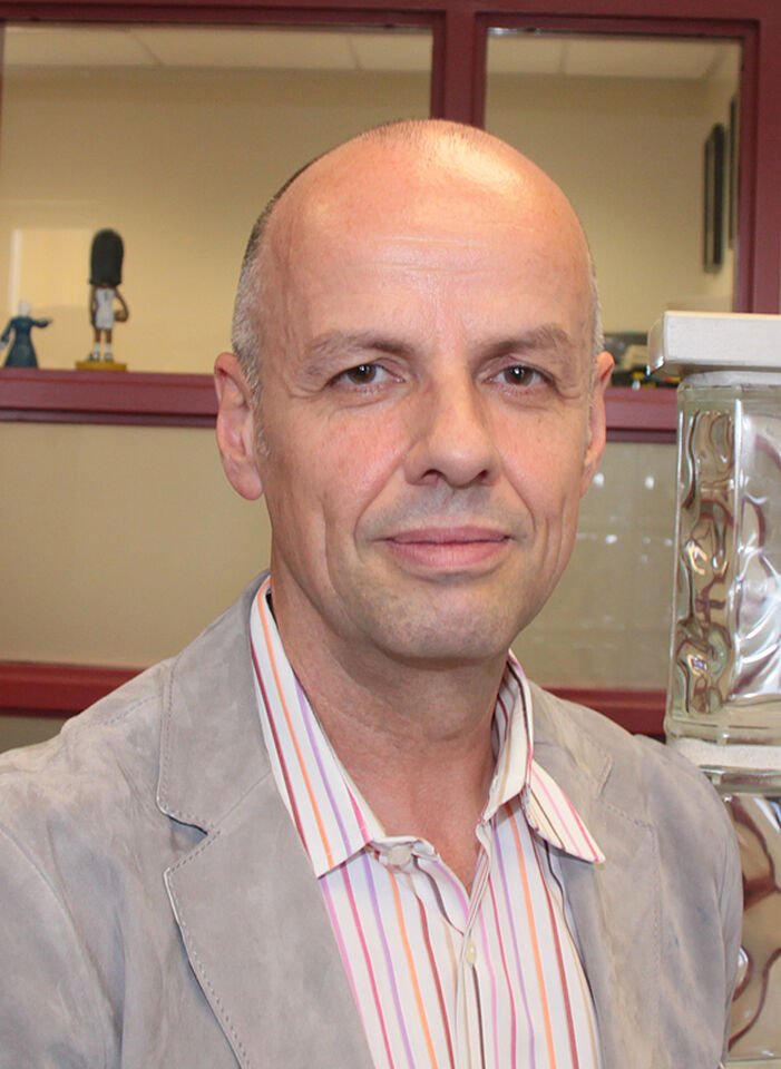 NIGEL BOON (OS 74):
Director of Artistic Planning for the US National Symphony Orchestra