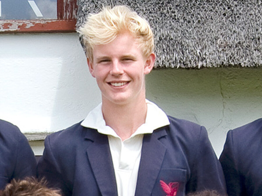 ZAK CHAPPELL (OS 14): 
Professional Cricketer, Derbyshire CCC