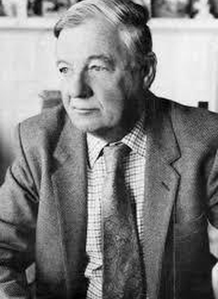 JOHN TERRAINE (OS 39): 
Eminent military historian