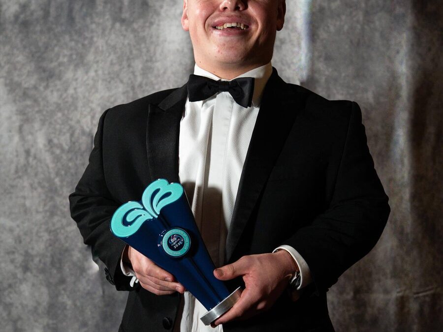 Stamford School Alumnus Named Para-swimming Emerging Athlete of the Year