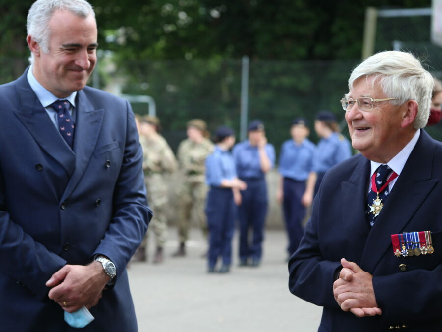 CCF presented with picture by OS, Major General John Drewienkiewicz