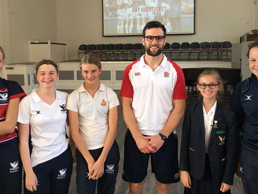 England 7's coach inspires SES students