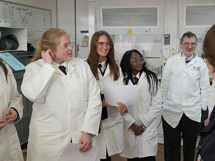 Chemistry students expand their learning at University of Leicester